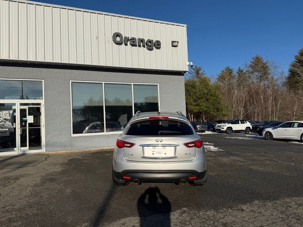 2011 INFINITI FX35 Base Orange MA