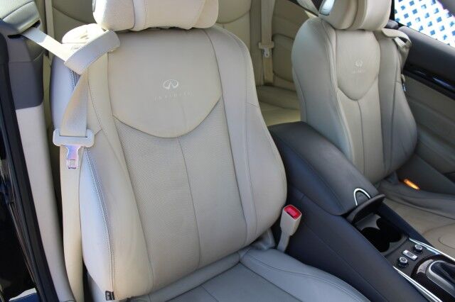 2011 INFINITI G37 Convertible Base Melbourne FL
