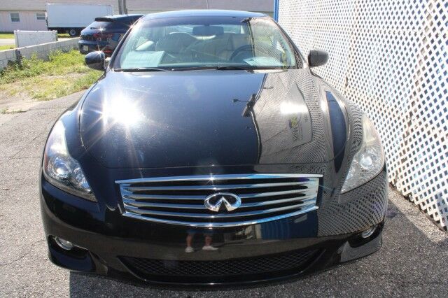 2011 INFINITI G37 Convertible Base Melbourne FL
