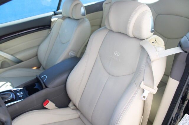 2011 INFINITI G37 Convertible Base Melbourne FL
