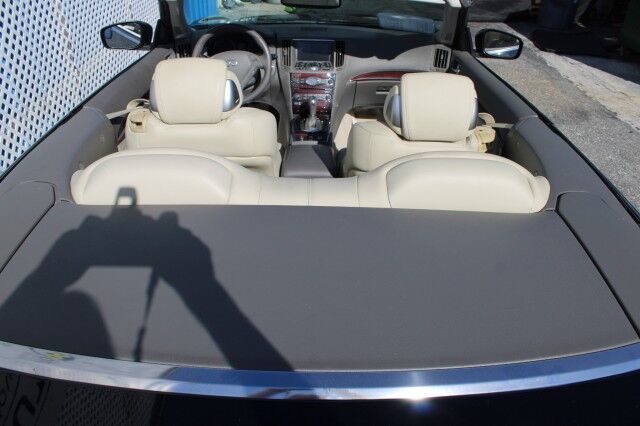 2011 INFINITI G37 Convertible Base Melbourne FL