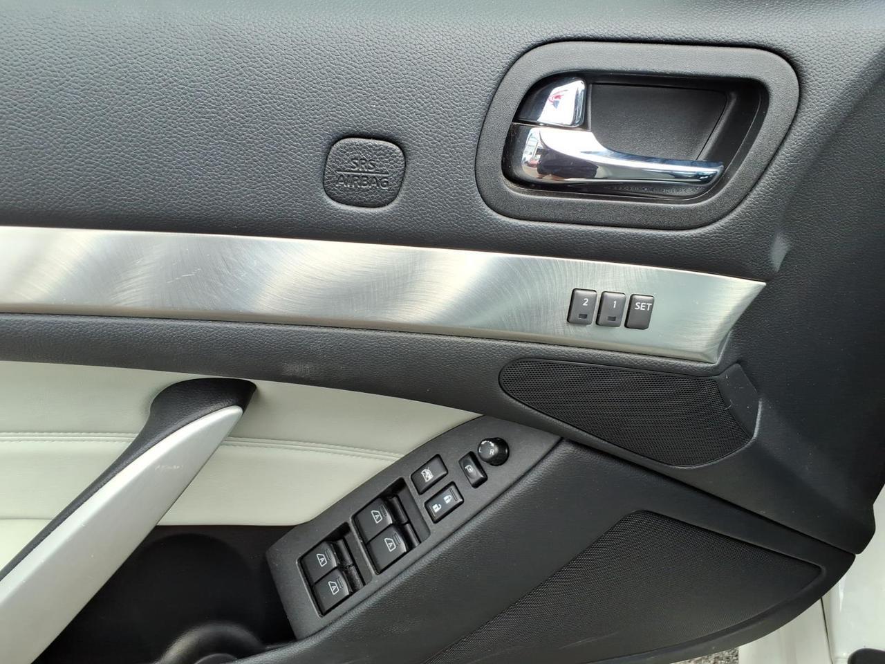2011 INFINITI G37 Convertible Base Roanoke VA