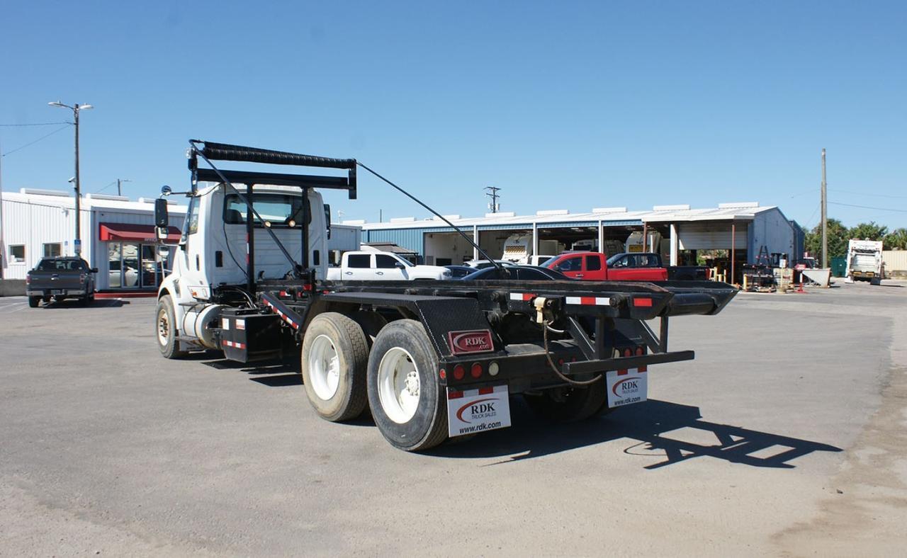 2011 International 8600 60,000 lb. Galbreath Roll-off Truck Tampa FL