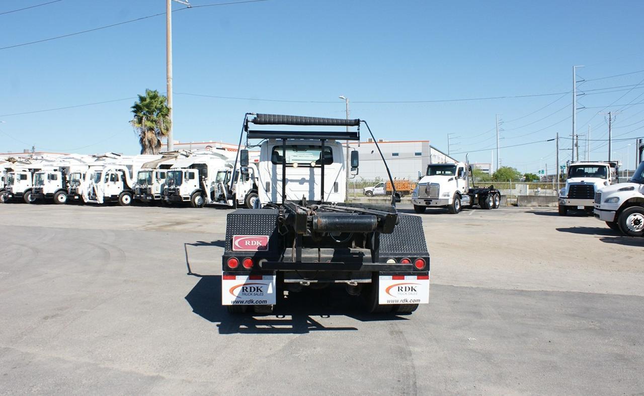 2011 International 8600 60,000 lb. Galbreath Roll-off Truck Tampa FL