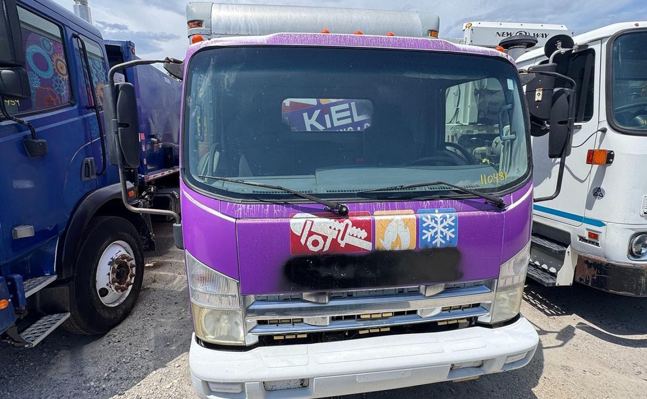 2011 Isuzu NPR Supreme Box Truck Tampa FL