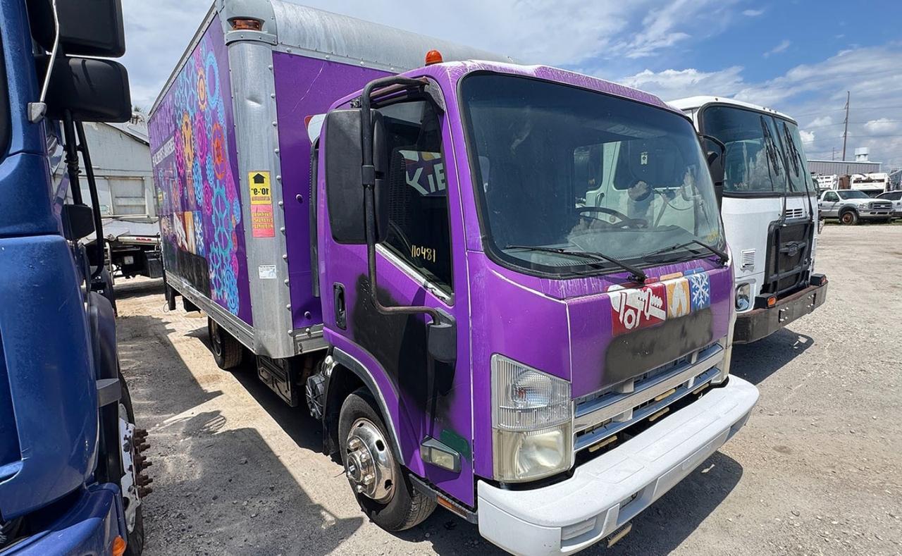 2011 Isuzu NPR Supreme Box Truck