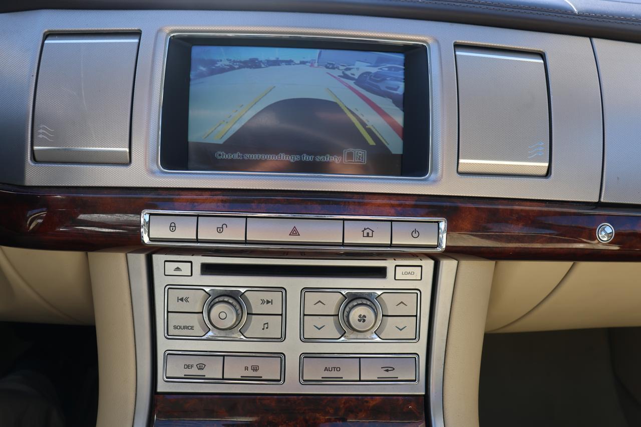 2011 JAGUAR XF PREMIUM Houston TX