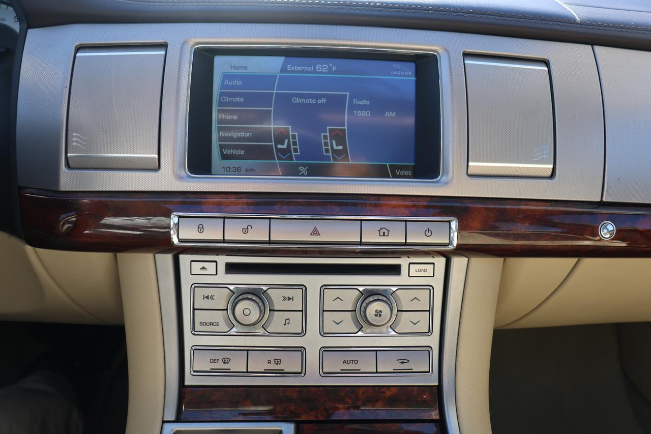 2011 JAGUAR XF PREMIUM Houston TX