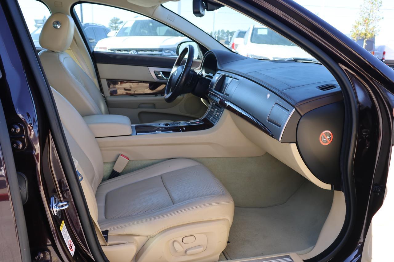 2011 JAGUAR XF PREMIUM Houston TX