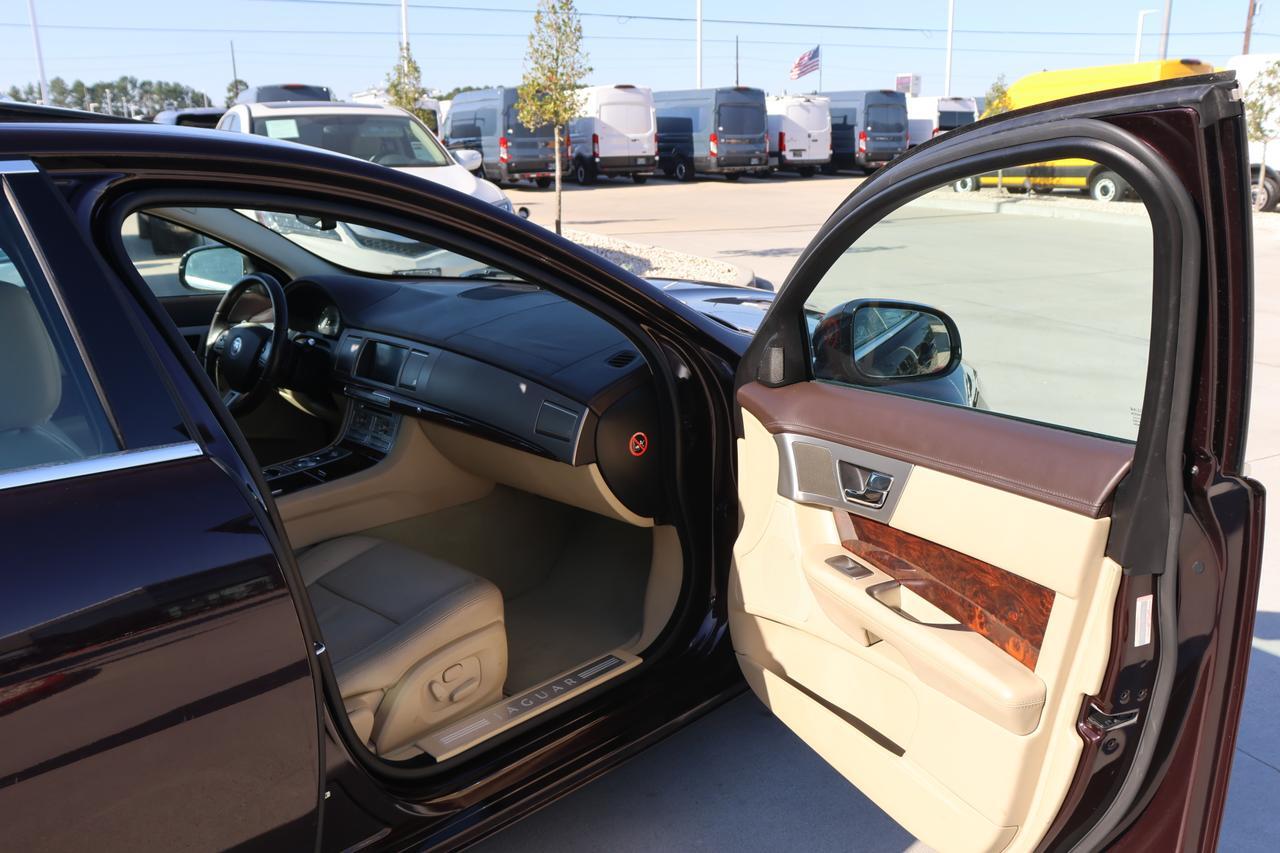 2011 JAGUAR XF PREMIUM Houston TX