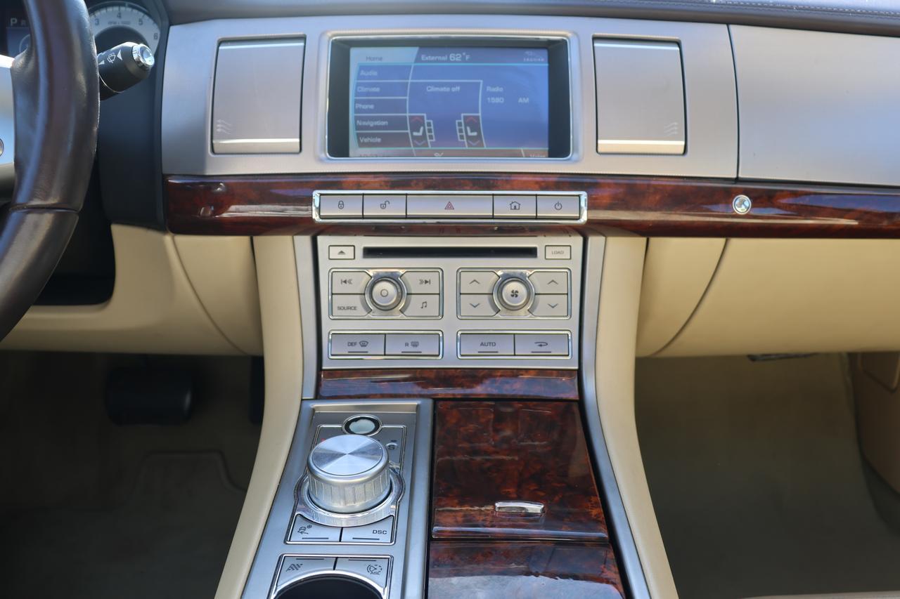 2011 JAGUAR XF PREMIUM Houston TX