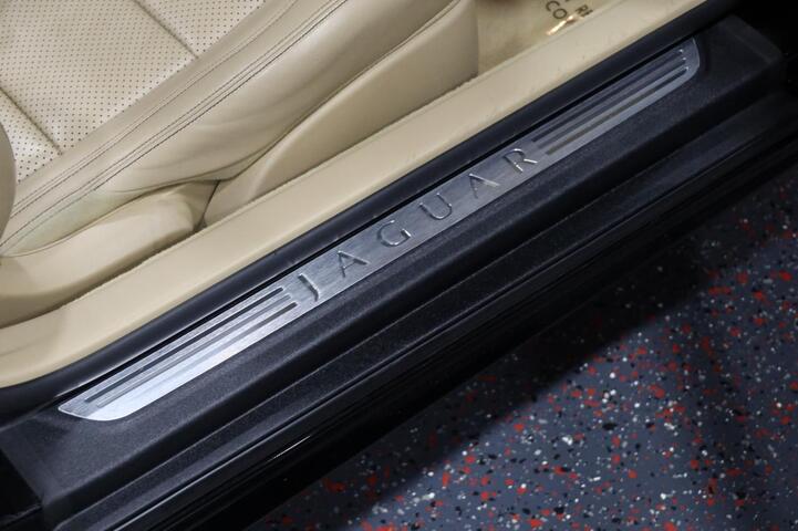2011 Jaguar XK 2dr Convertible Chicago IL