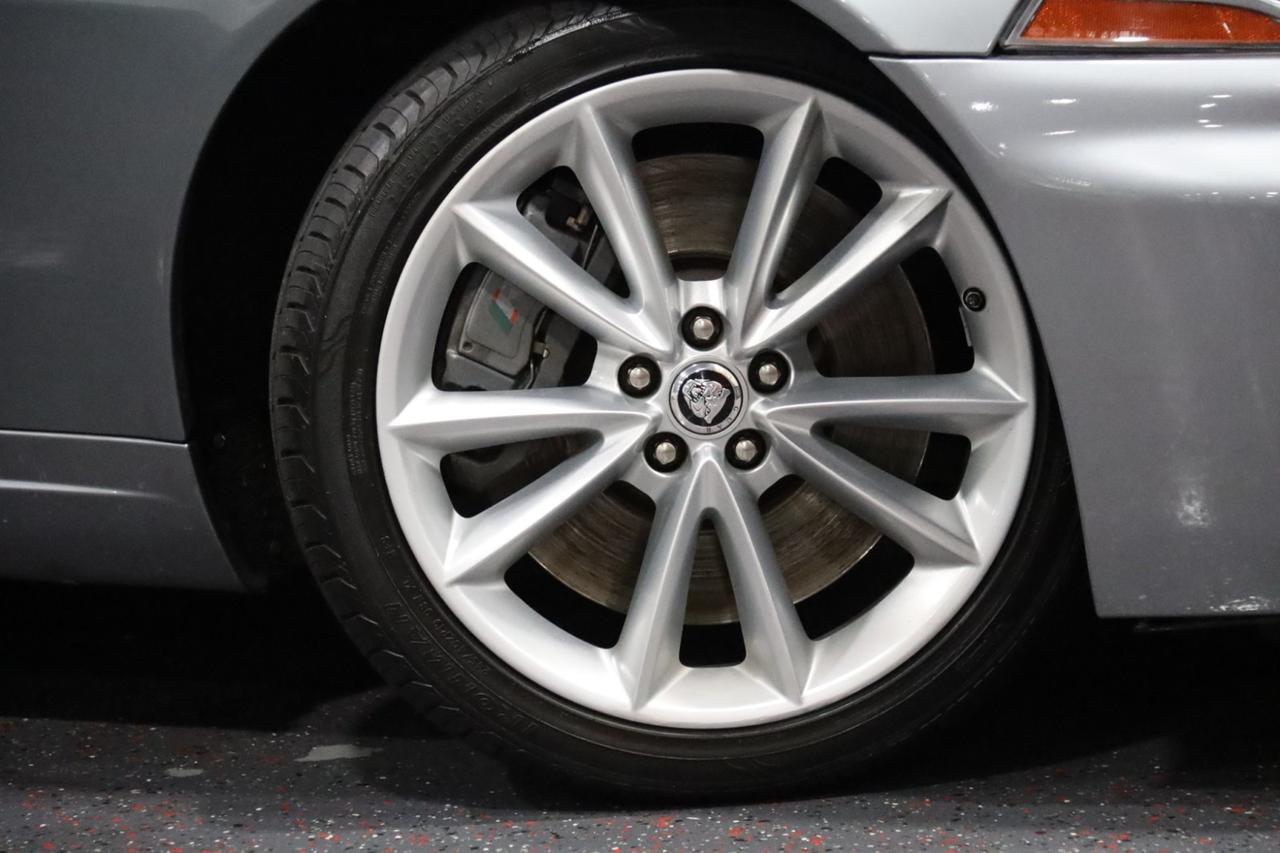 2011 Jaguar XKR 2dr Convertible Skokie IL