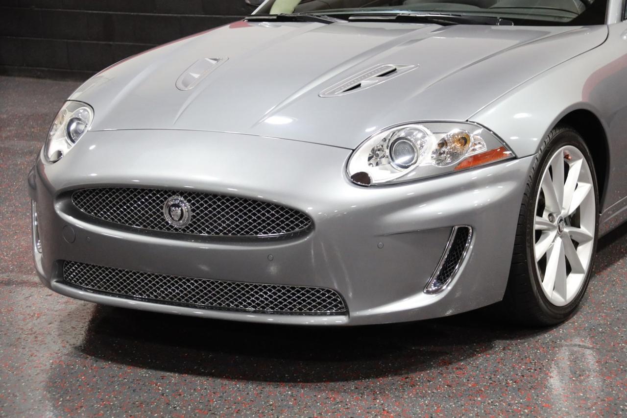 2011 Jaguar XKR 2dr Convertible Skokie IL