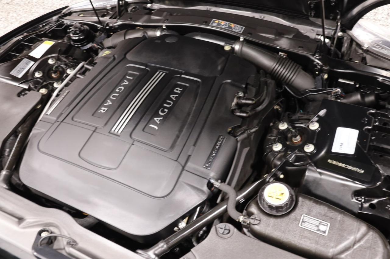 2011 Jaguar XKR 2dr Coupe Skokie IL