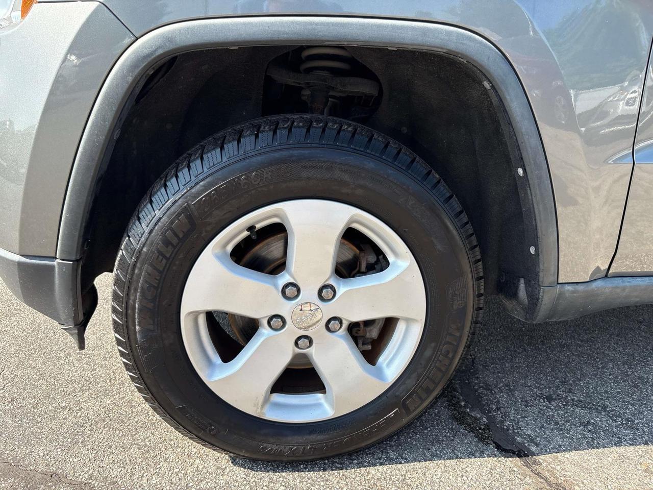 2011 Jeep Grand Cherokee 4WD 4dr Laredo Indianapolis IN