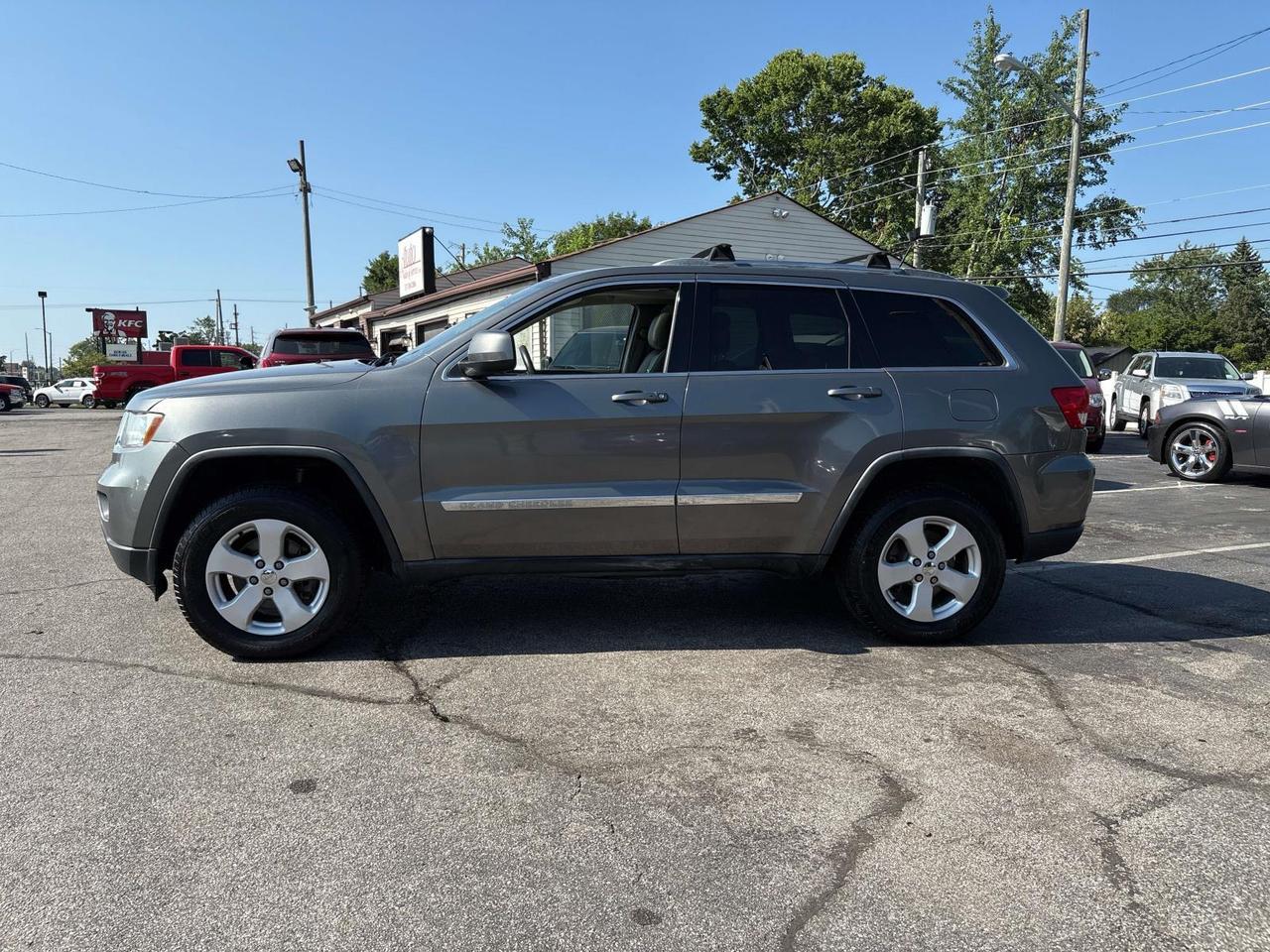 2011 Jeep Grand Cherokee 4WD 4dr Laredo Indianapolis IN