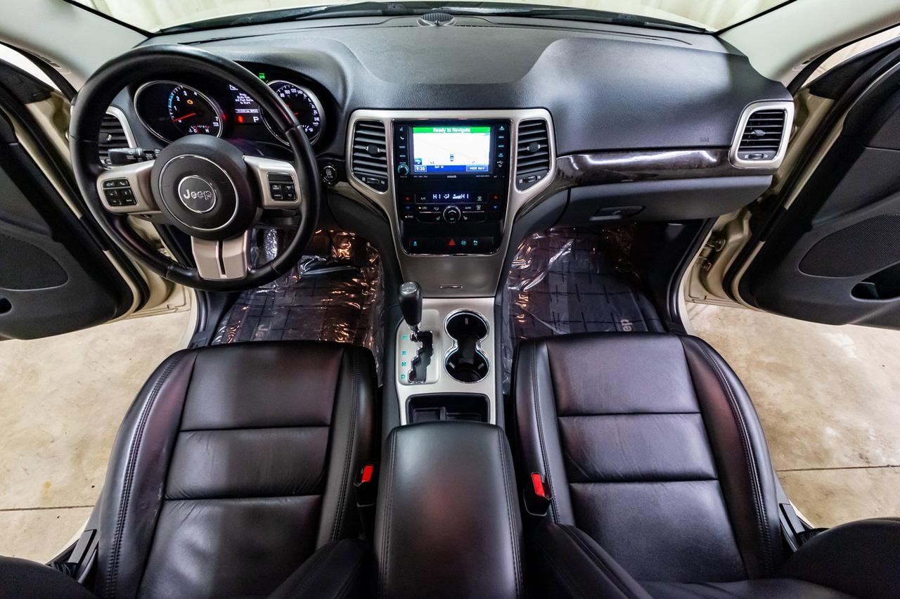 2011 Jeep Grand Cherokee AWD Laredo Leather Nav BCam Red Deer AB