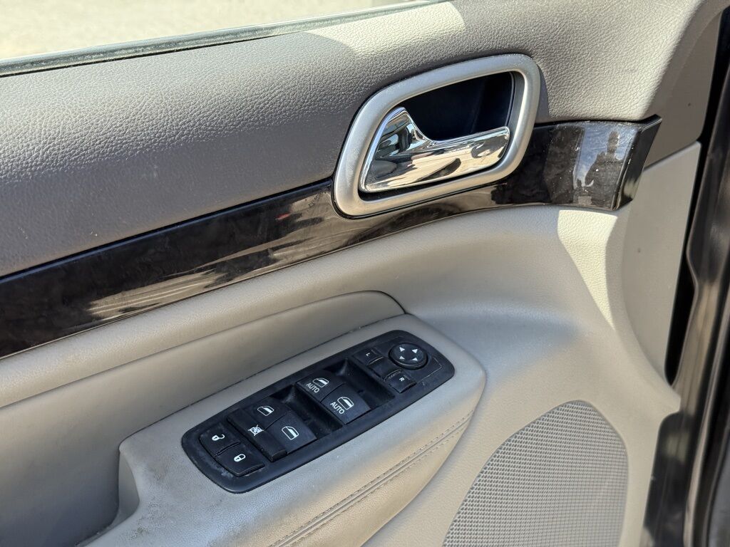 2011 Jeep Grand Cherokee Laredo Crestwood KY