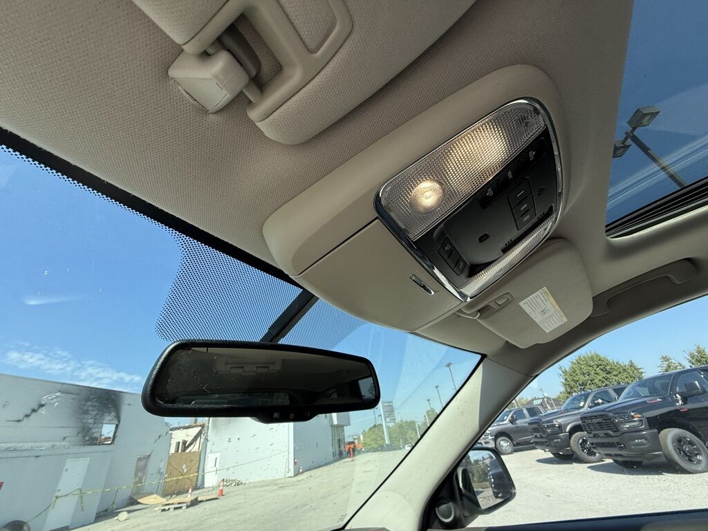 2011 Jeep Grand Cherokee Laredo Crestwood KY