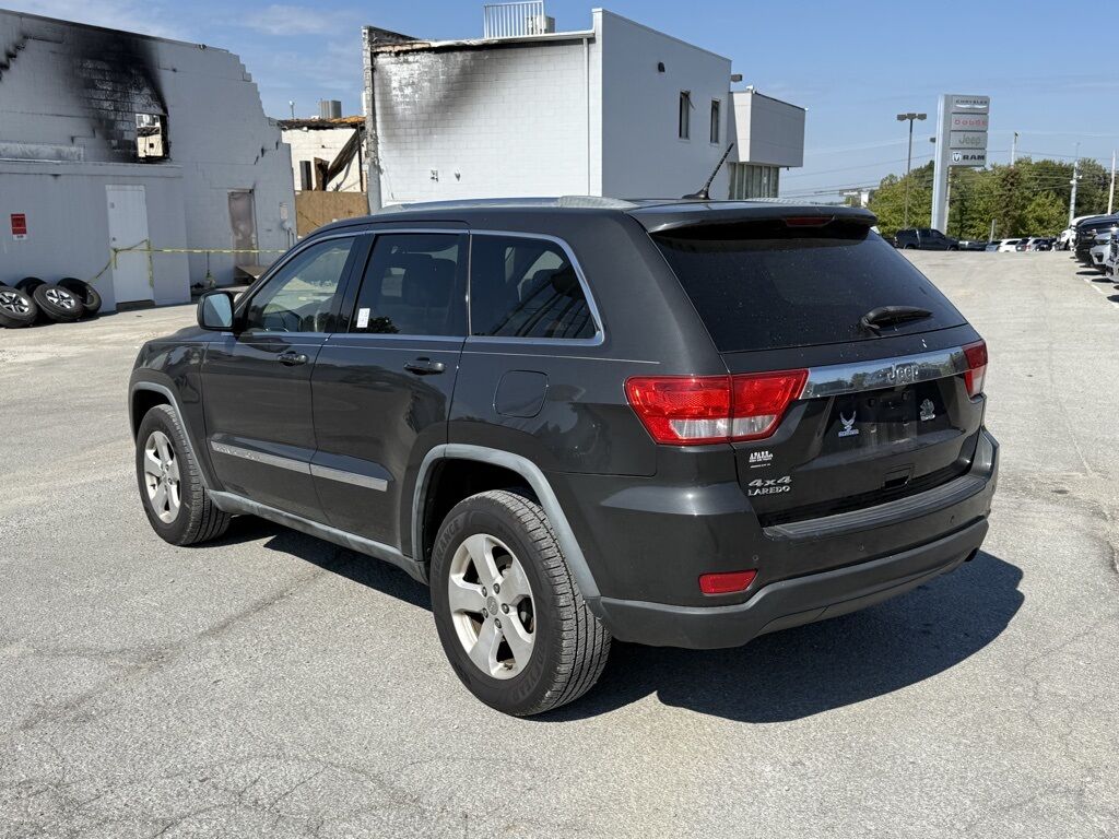 2011 Jeep Grand Cherokee Laredo Crestwood KY