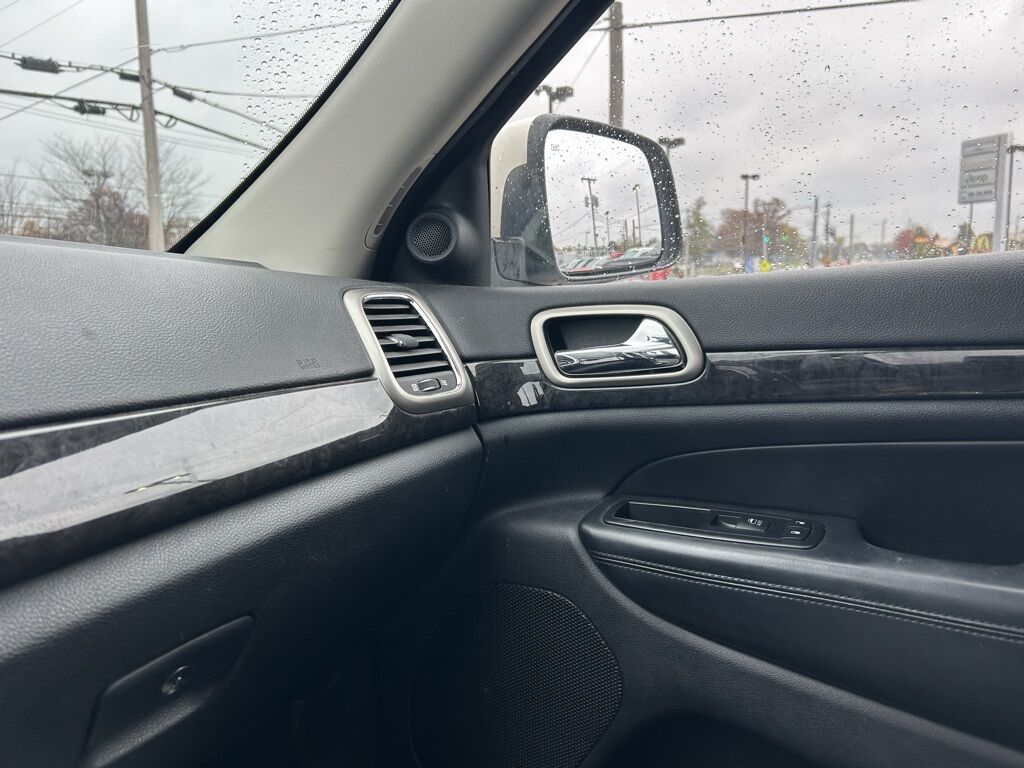 2011 Jeep Grand Cherokee Laredo Crestwood KY