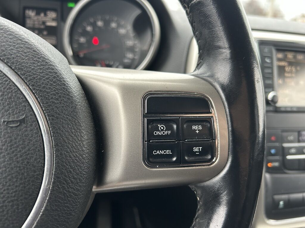 2011 Jeep Grand Cherokee Laredo Crestwood KY