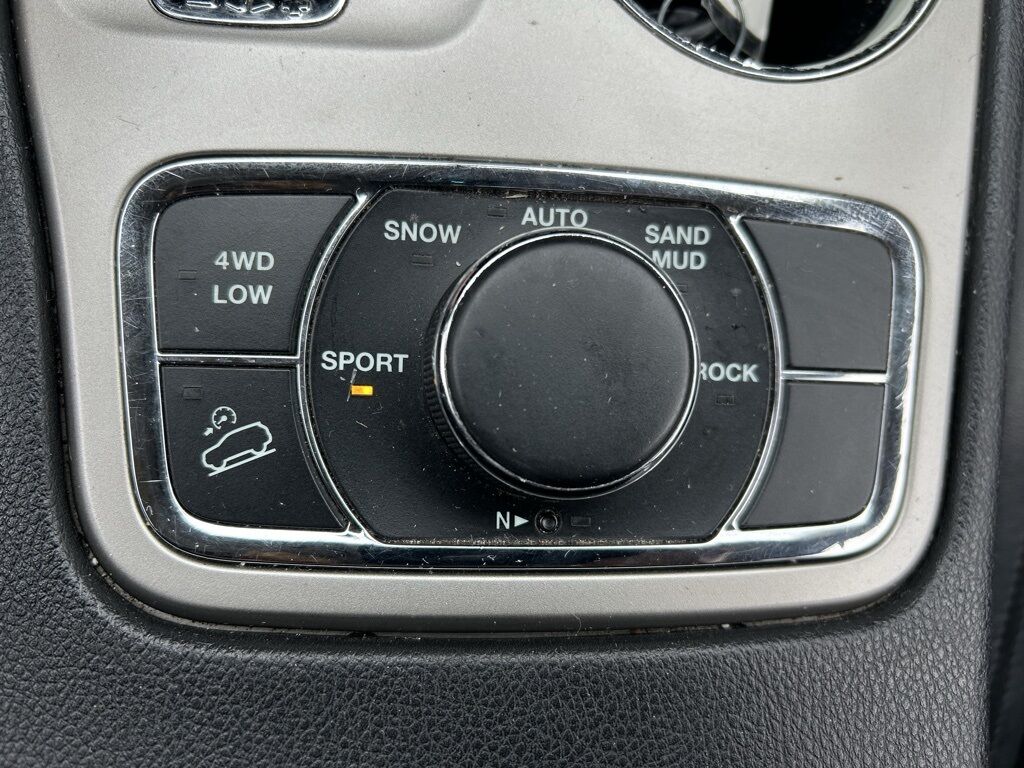 2011 Jeep Grand Cherokee Laredo Crestwood KY