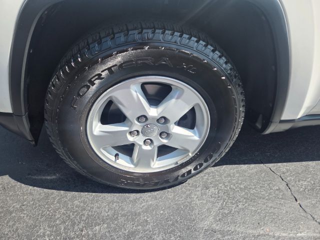 2011 Jeep Grand Cherokee Laredo Elgin IL