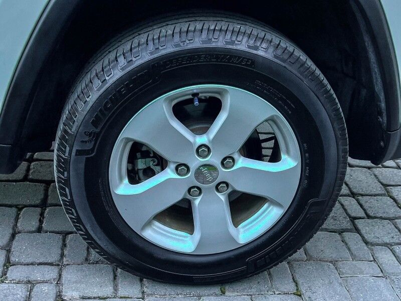 2011 Jeep Grand Cherokee Laredo Wilmington NC