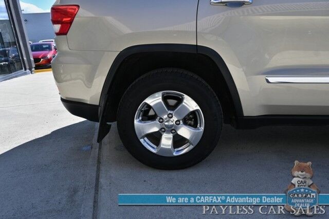 2011 Jeep Grand Cherokee Overland / 4X4 / 5.7 V8 / AutoStart / Heated & Cooled Leather Seats / Heated Steering Wheel / Navigation / Sunroof / Lane Departure & Blind Spot / Adaptive Cruise / Back Up Camera / Power Liftgate / Tow Pkg Anchorage AK