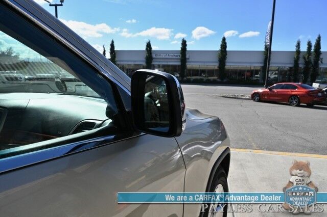 2011 Jeep Grand Cherokee Overland / 4X4 / 5.7 V8 / AutoStart / Heated & Cooled Leather Seats / Heated Steering Wheel / Navigation / Sunroof / Lane Departure & Blind Spot / Adaptive Cruise / Back Up Camera / Power Liftgate / Tow Pkg Anchorage AK