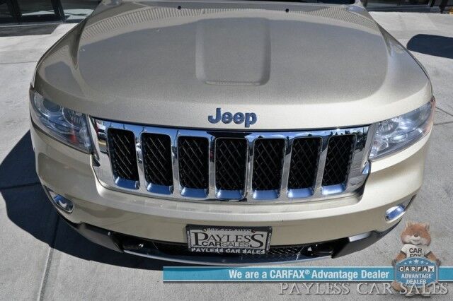 2011 Jeep Grand Cherokee Overland / 4X4 / 5.7 V8 / AutoStart / Heated & Cooled Leather Seats / Heated Steering Wheel / Navigation / Sunroof / Lane Departure & Blind Spot / Adaptive Cruise / Back Up Camera / Power Liftgate / Tow Pkg Anchorage AK