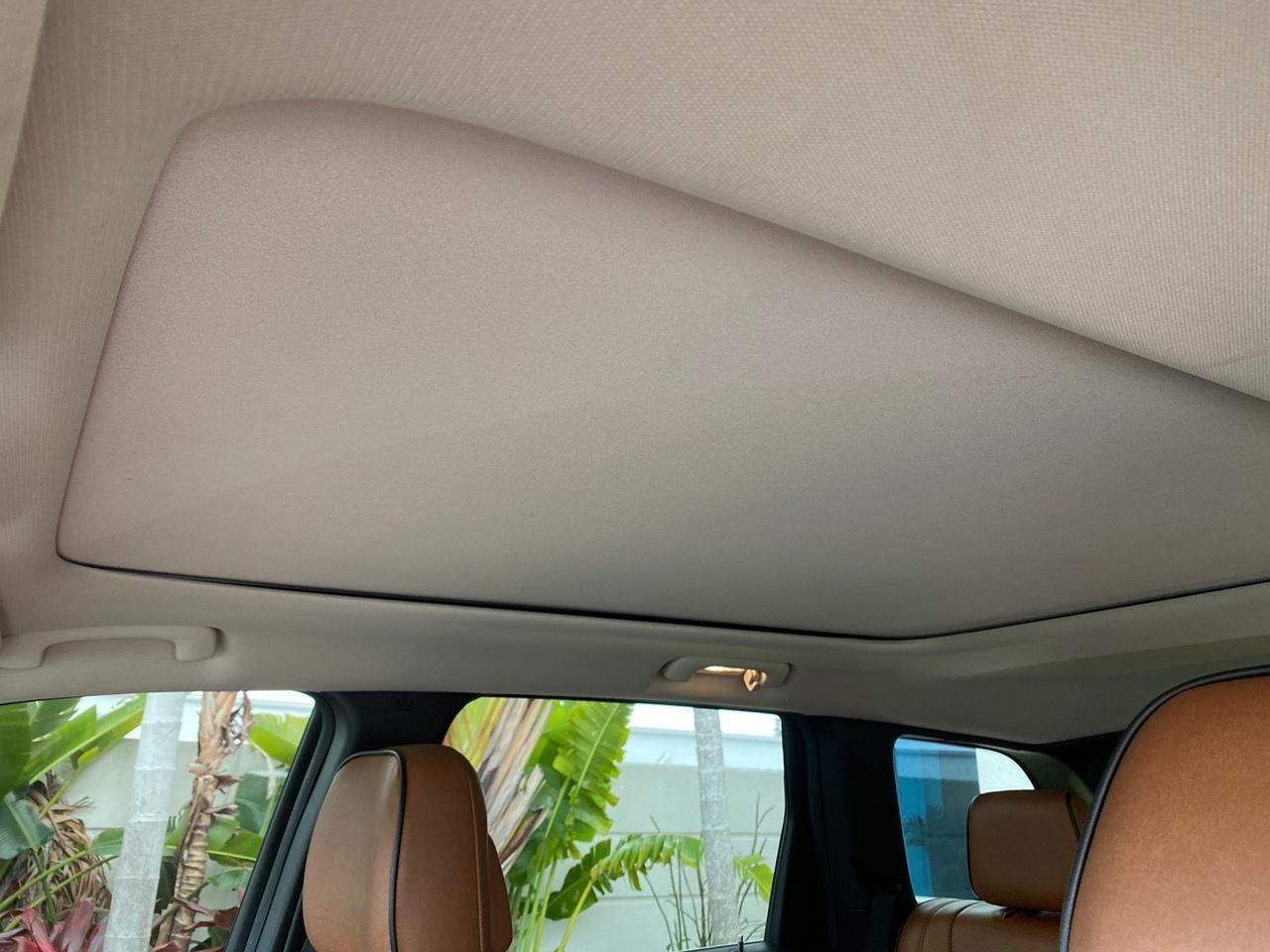 2011 Jeep Grand Cherokee Overland LOW MILES 66,486 Pompano Beach FL