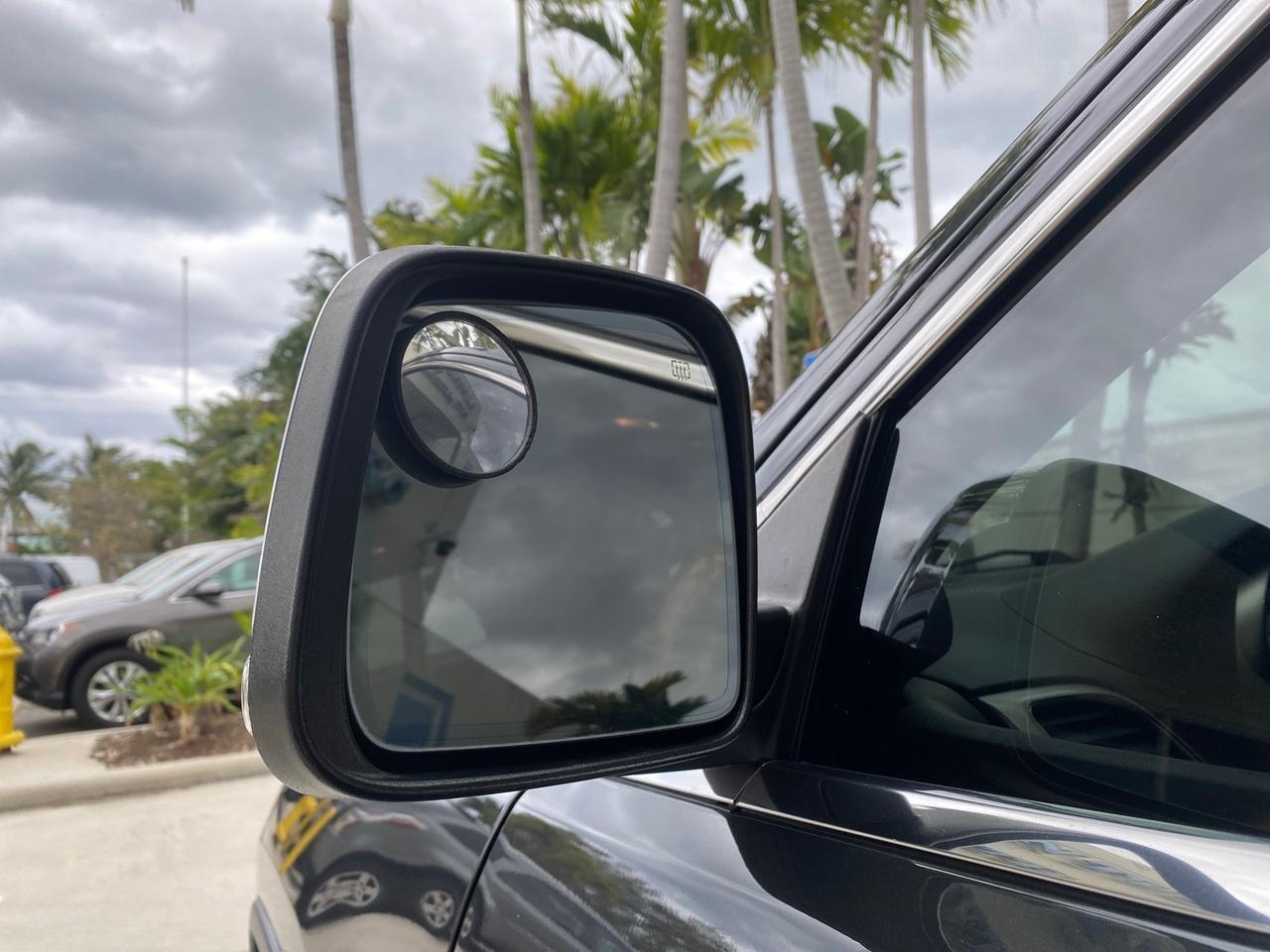 2011 Jeep Grand Cherokee Overland LOW MILES 66,486 Pompano Beach FL