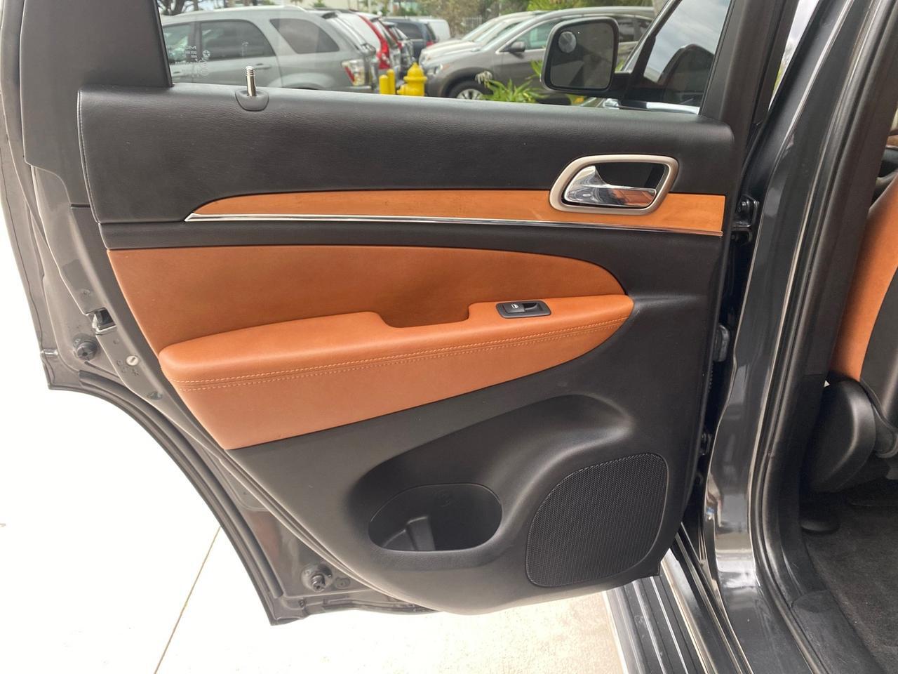 2011 Jeep Grand Cherokee Overland LOW MILES 66,486 Pompano Beach FL