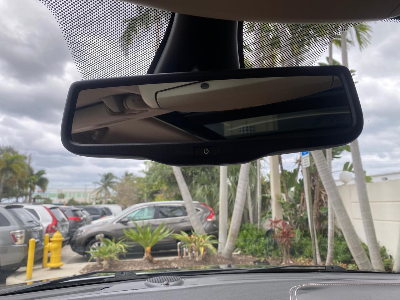 2011 Jeep Grand Cherokee Overland LOW MILES 66,486 Pompano Beach FL