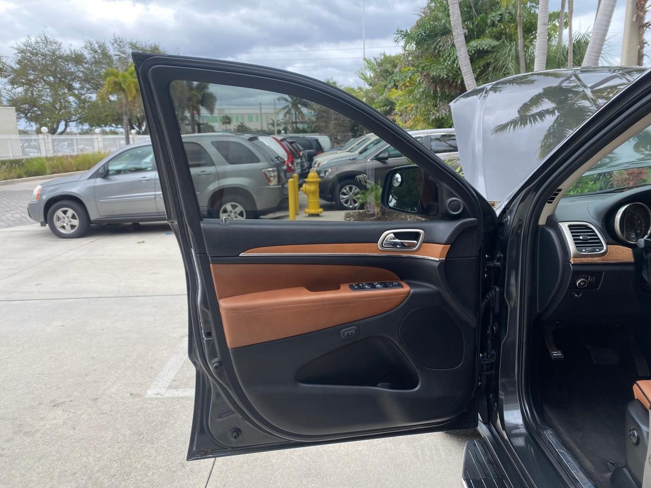 2011 Jeep Grand Cherokee Overland LOW MILES 66,486 Pompano Beach FL