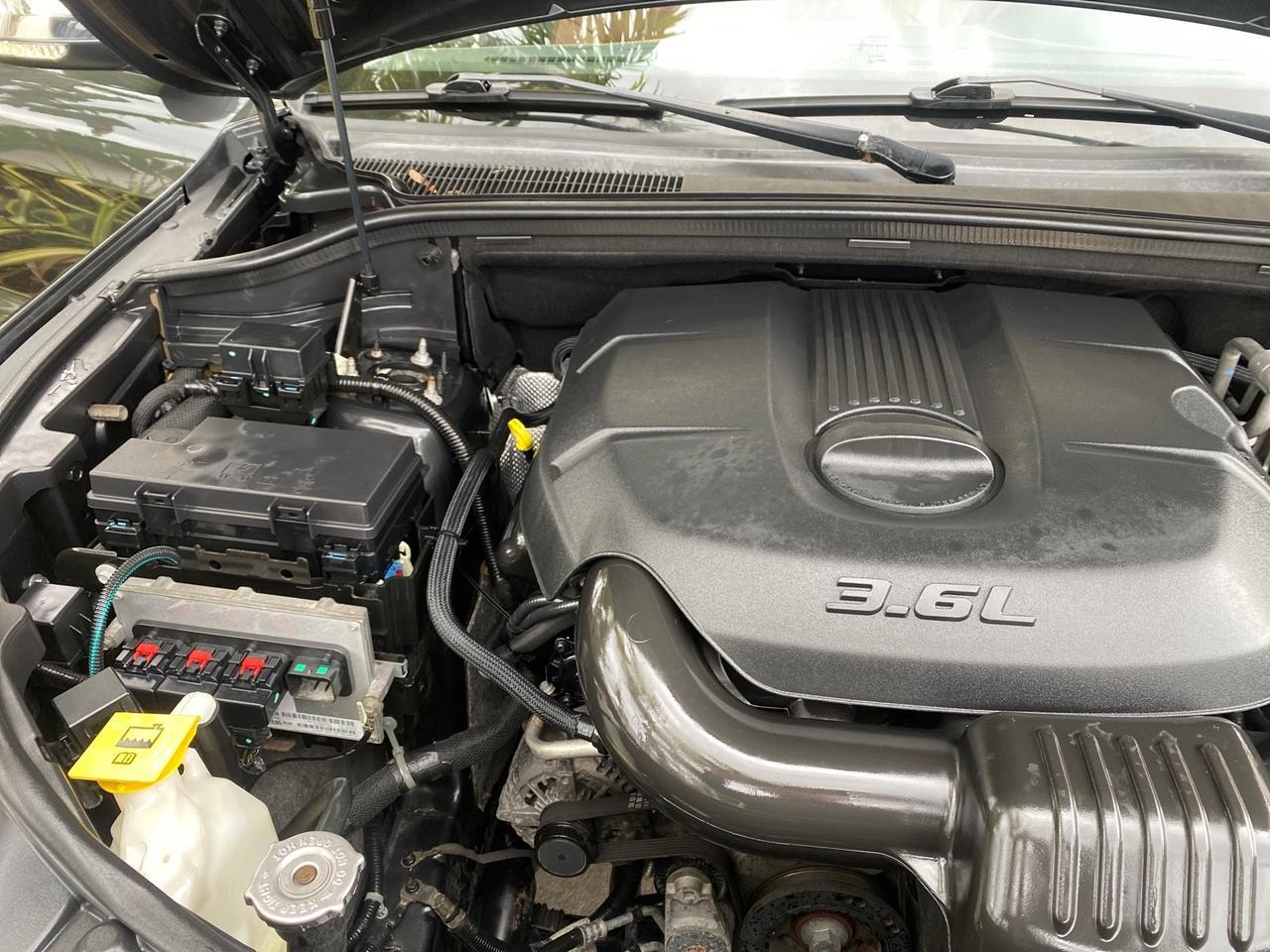 2011 Jeep Grand Cherokee Overland LOW MILES 66,486 Pompano Beach FL