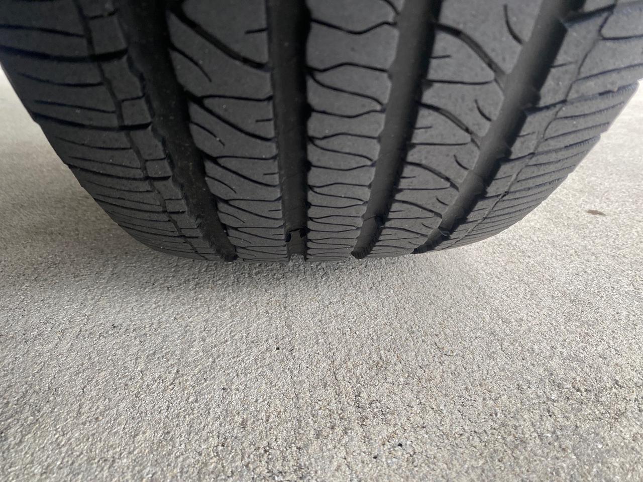 2011 Jeep Grand Cherokee Overland LOW MILES 66,486 Pompano Beach FL