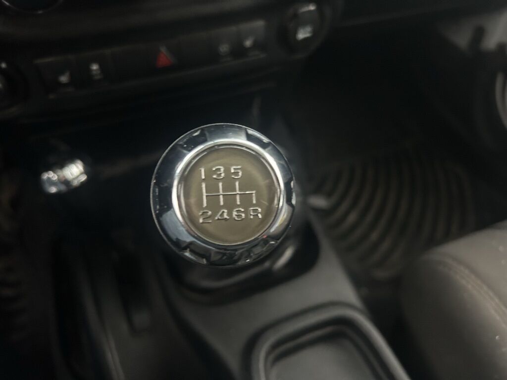 2011 Jeep Wrangler Sahara Crestwood KY