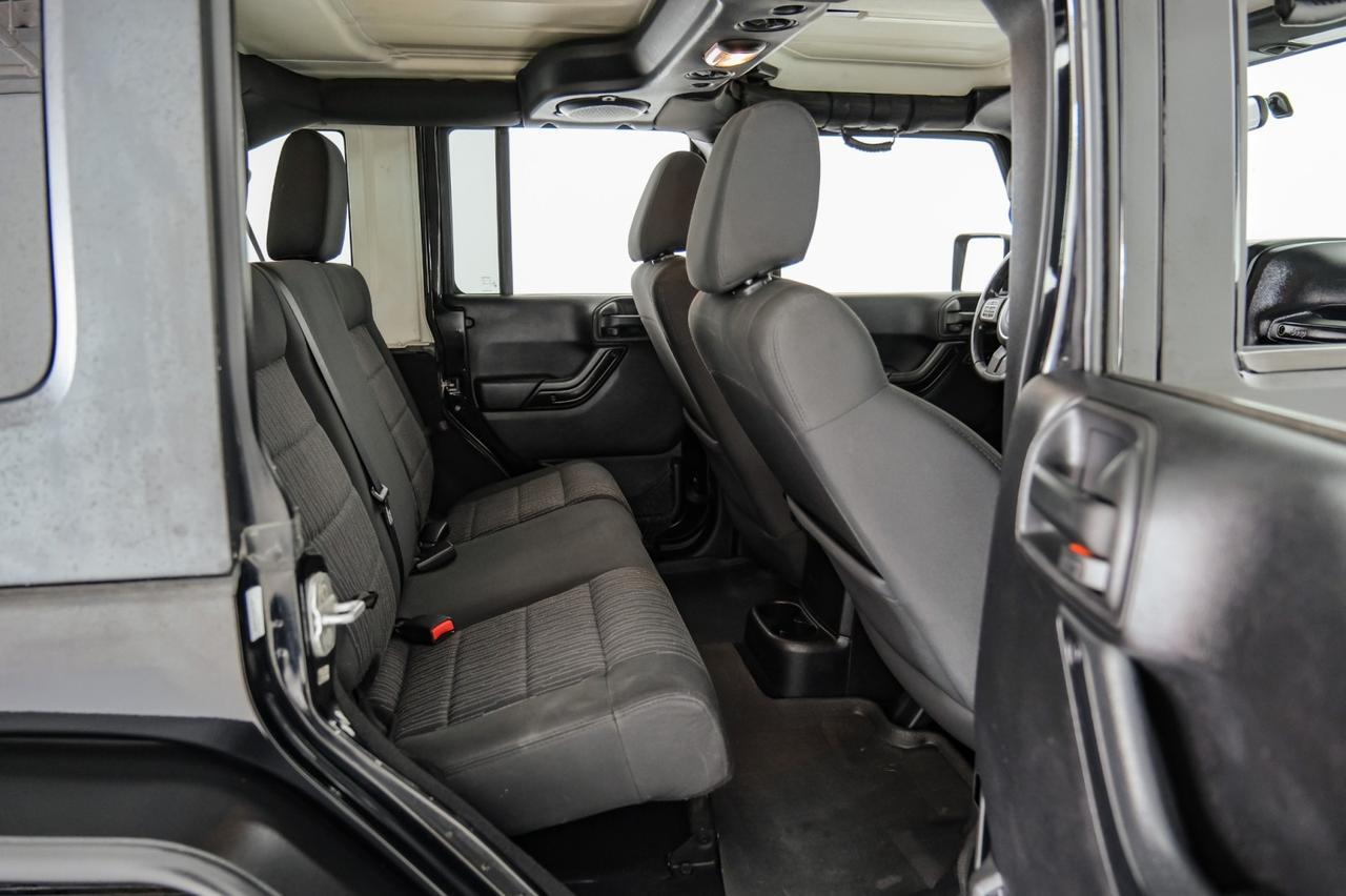 2011 Jeep Wrangler UNLIMITED SPORT 4WD AUTOMATIC HARD TOP CONVERTIBLE RUNNING BOARDS TOWING HITCH Carrollton TX