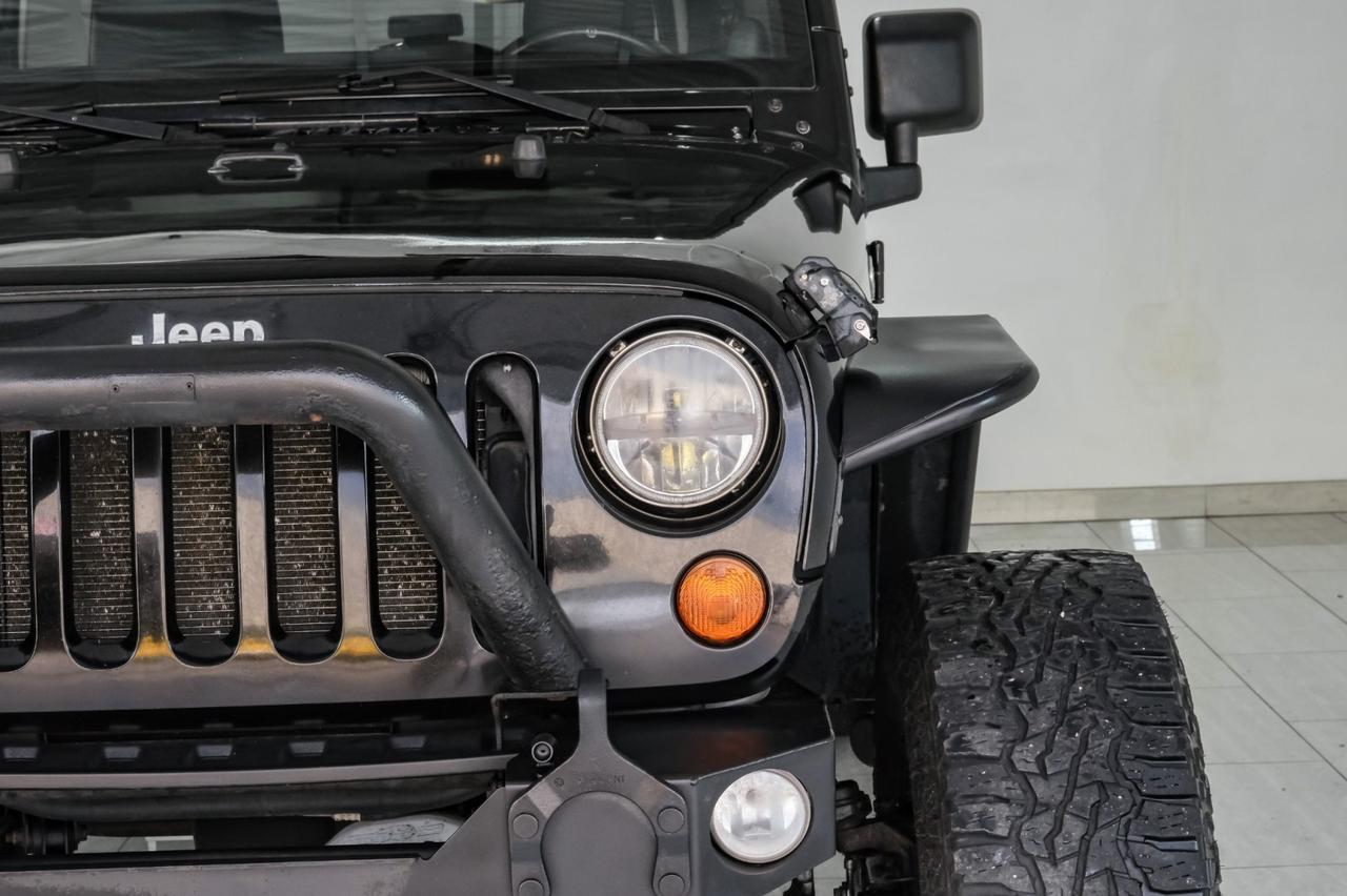 2011 Jeep Wrangler UNLIMITED SPORT 4WD AUTOMATIC HARD TOP CONVERTIBLE RUNNING BOARDS TOWING HITCH Carrollton TX