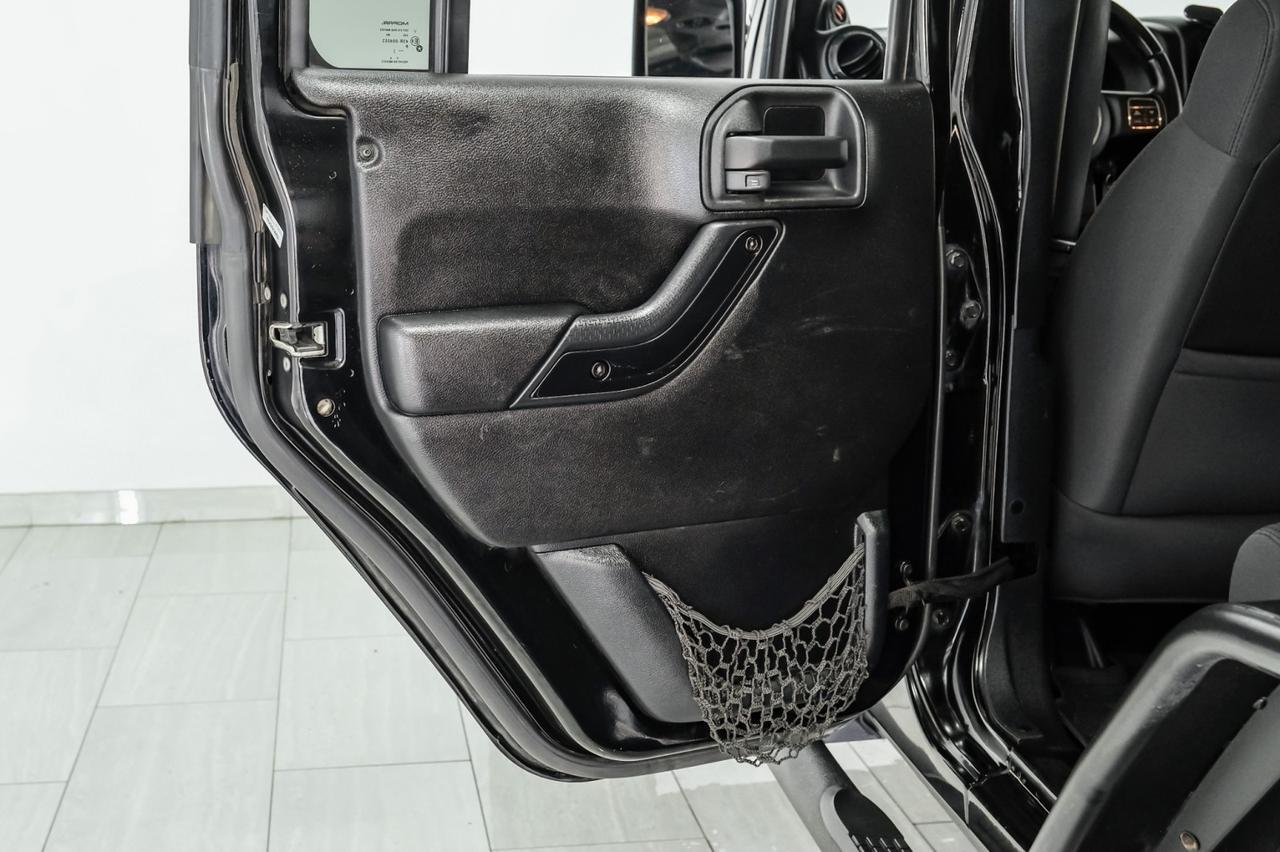 2011 Jeep Wrangler UNLIMITED SPORT 4WD AUTOMATIC HARD TOP CONVERTIBLE RUNNING BOARDS TOWING HITCH Carrollton TX