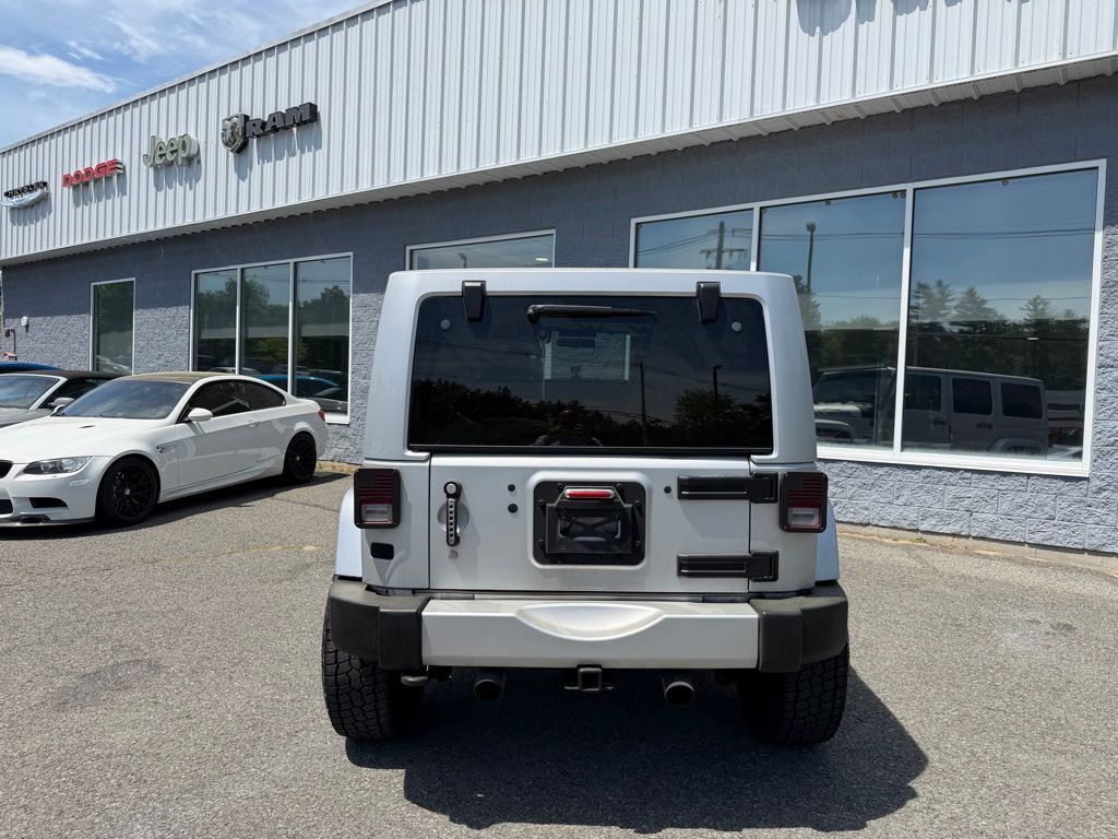 2011 Jeep Wrangler Unlimited Sahara Orange MA
