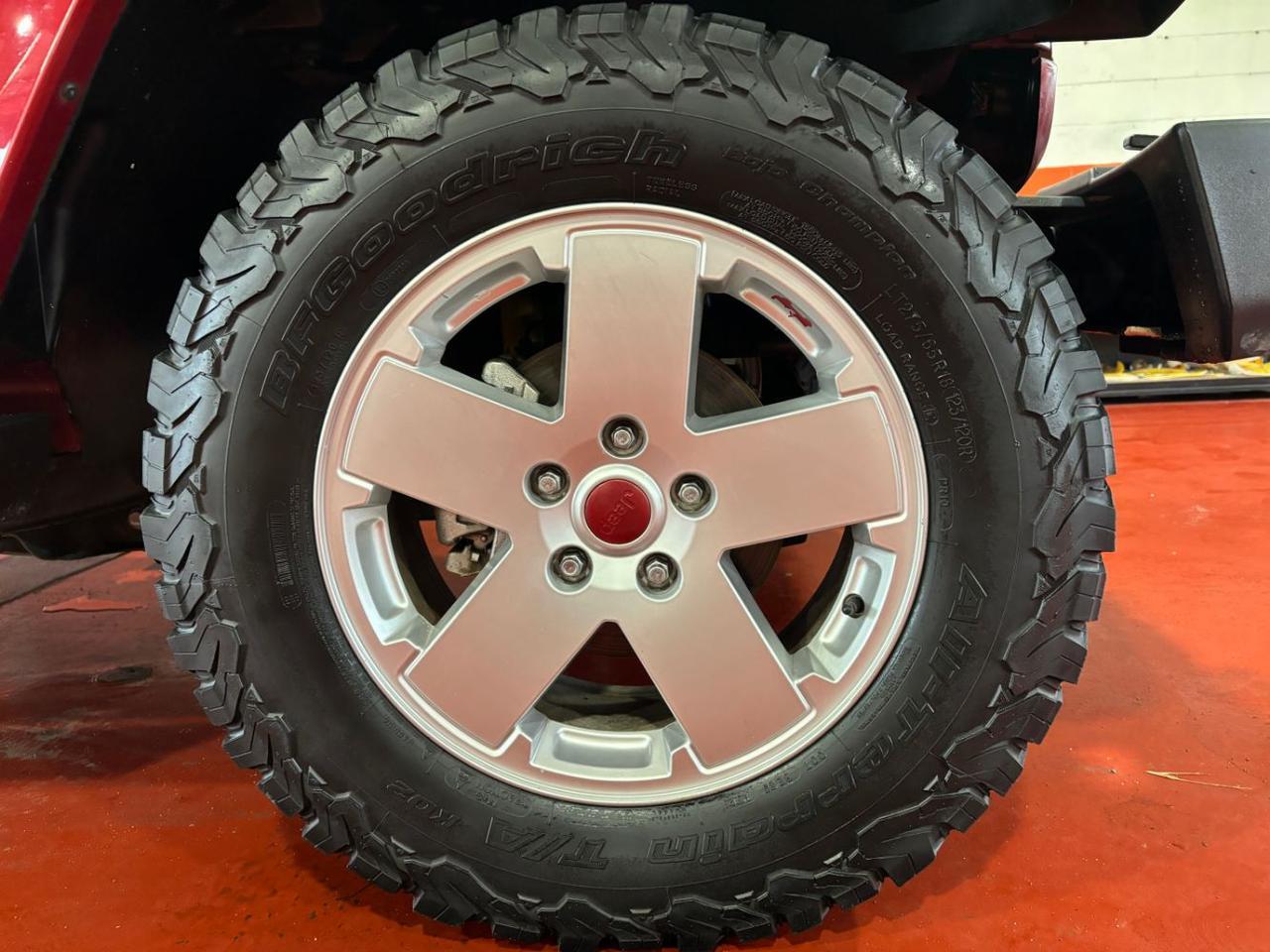 2011 Jeep Wrangler Unlimited Sahara Franklin OH