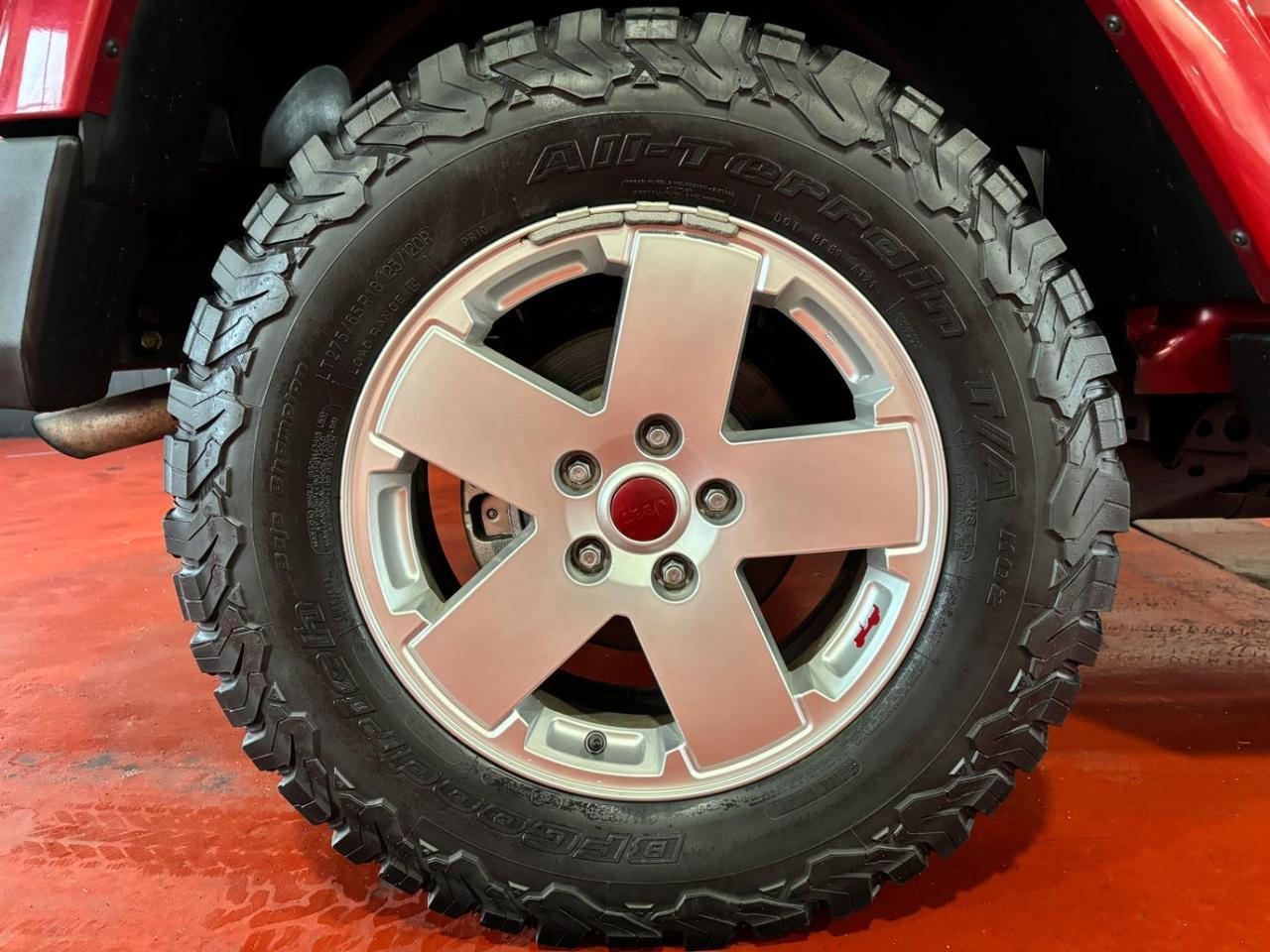 2011 Jeep Wrangler Unlimited Sahara Franklin OH