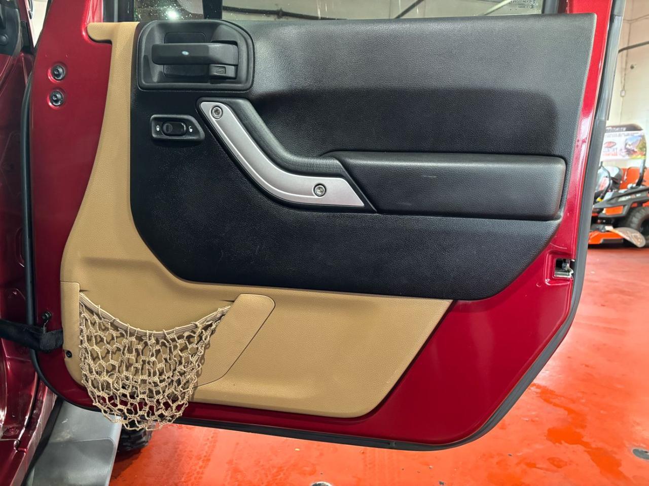 2011 Jeep Wrangler Unlimited Sahara Franklin OH