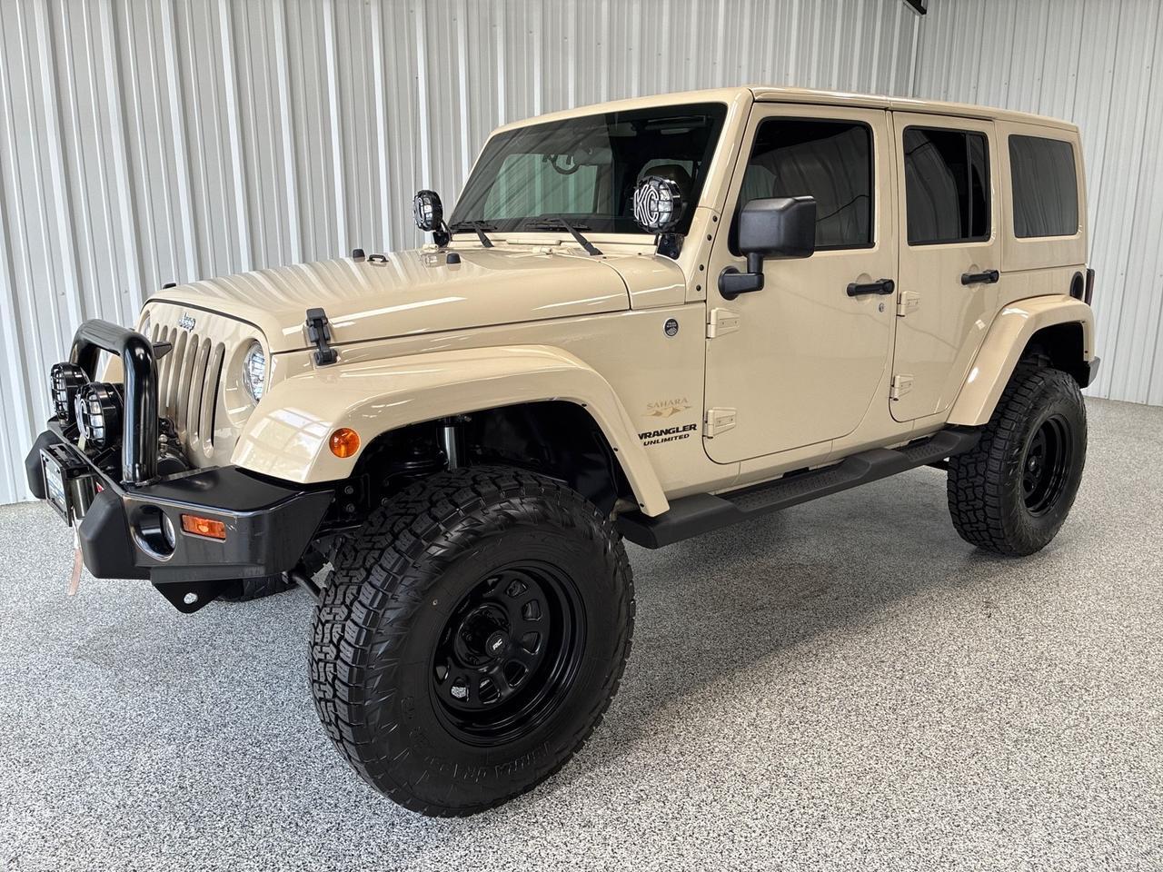 2011 Jeep Wrangler Unlimited Sahara, Leather, Nav, Lift w/ Fox Reservoir Shocks, ARB Bumper w/ Winch, Only 21k Miles