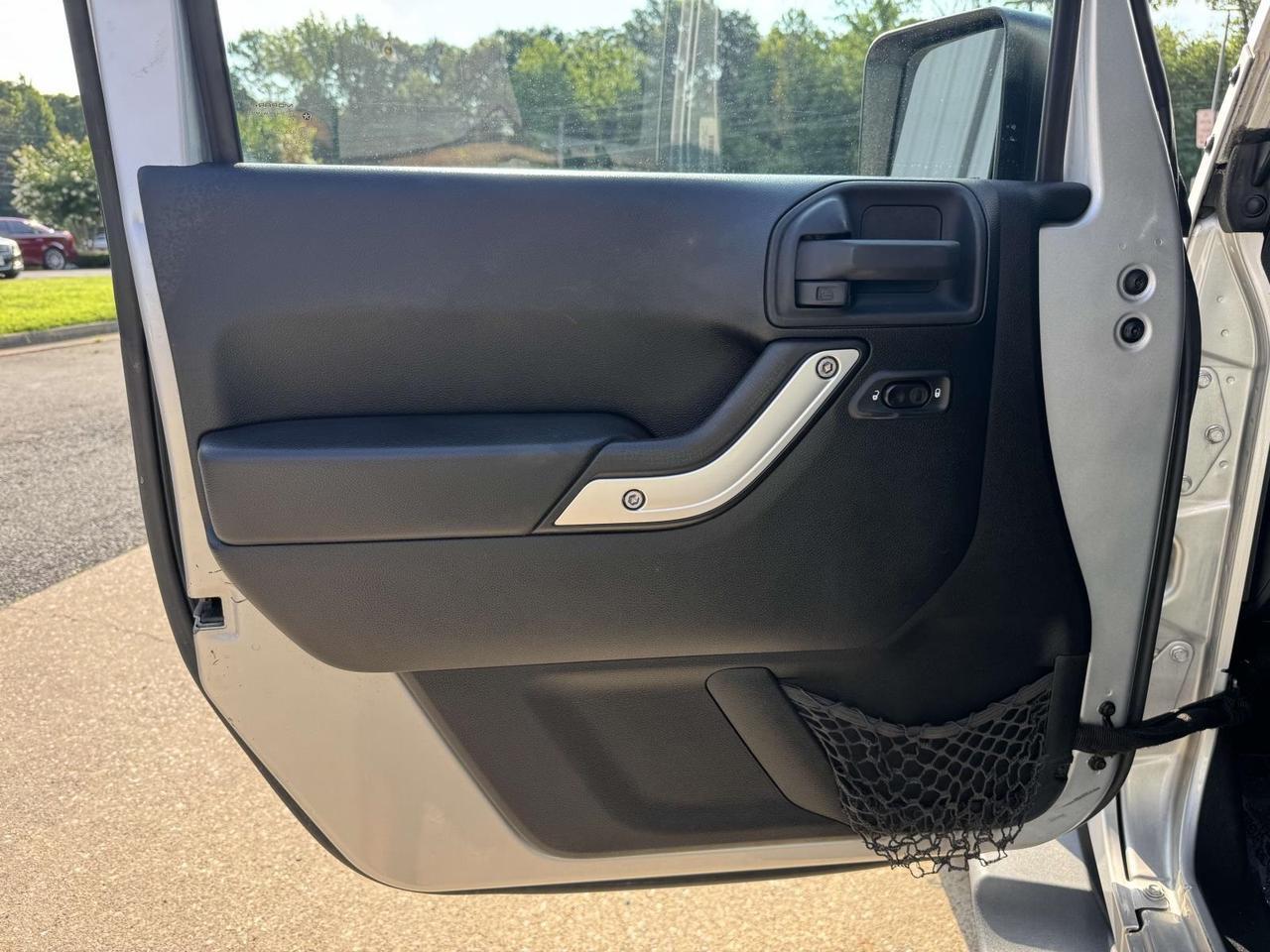 2011 Jeep Wrangler Unlimited Sahara Fredericksburg VA